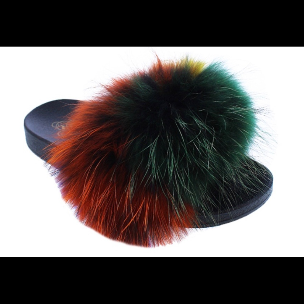 Women slippers